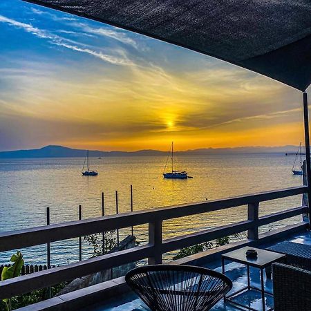 Poseidon'S Bayview Apartment Kitriaí Екстериор снимка